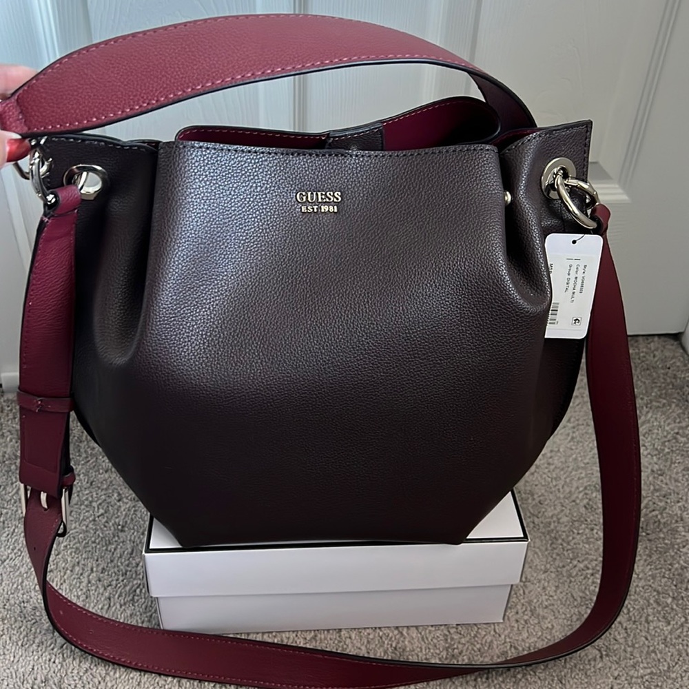 Guess Hobo purse